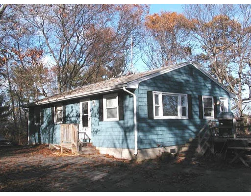 Unit for sale at 5 Becker Lane, Gloucester, MA 01930
