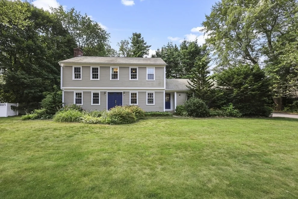 Unit for sale at 52 Coventry Lane, Longmeadow, MA 01106