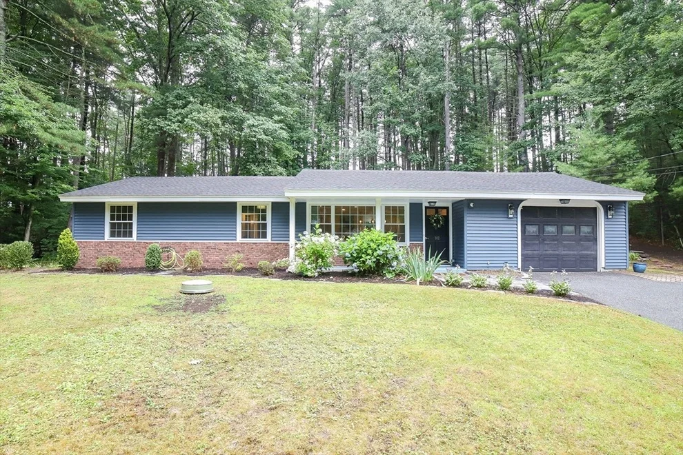 Unit for sale at 142 Mill Rd, Chelmsford, MA 01824