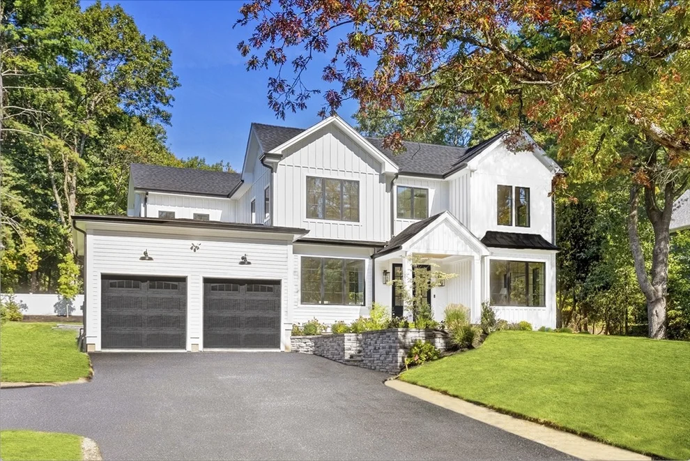 Unit for sale at 310 Oakland, Wellesley, MA 02481