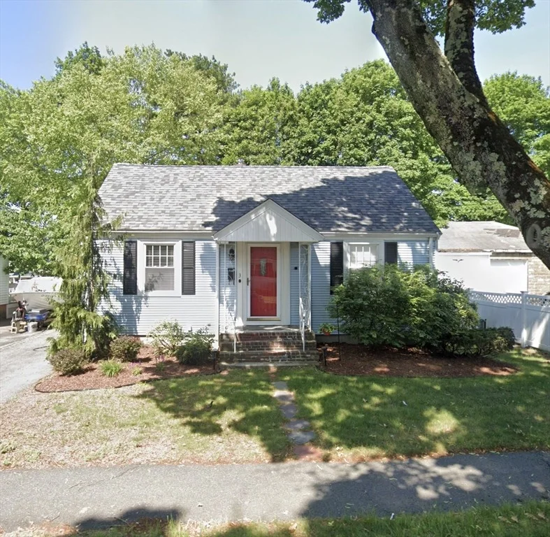 Unit for sale at 3 Johnson Ave, Peabody, MA 01960