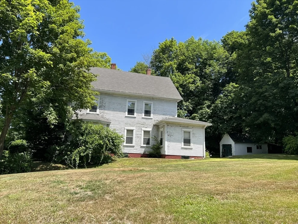 Unit for sale at 3 Carpenter Hill Rd, Charlton, MA 01507