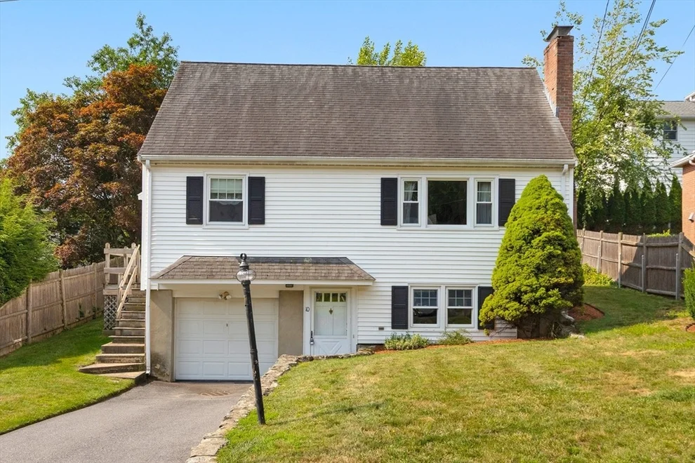 Unit for sale at 10 Cummings Avenue, Lexington, MA 02420