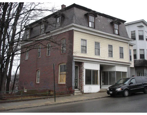 Unit for sale at 196-198 Water St, Fitchburg, MA 01420