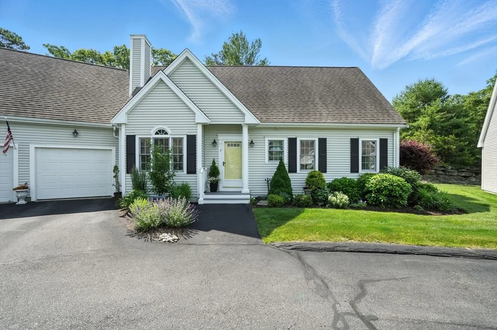 Unit for sale at 7 Fellowship Cir, Plymouth, MA 02360
