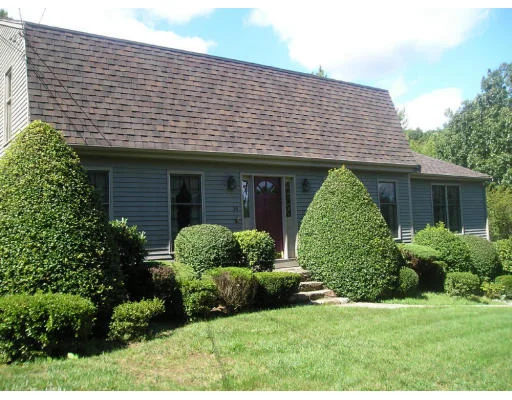 Unit for sale at 14 Bens Way, Hopedale, MA 01747