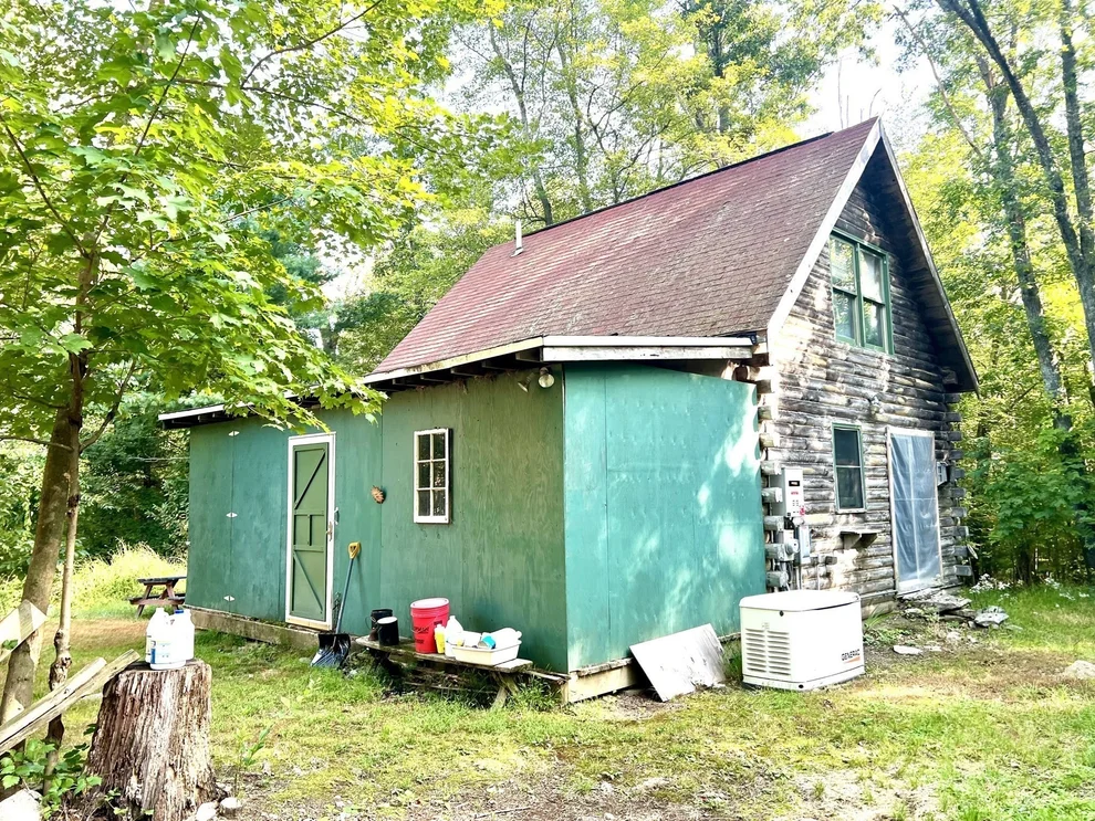 Unit for sale at 296 Yew St, Douglas, MA 01516
