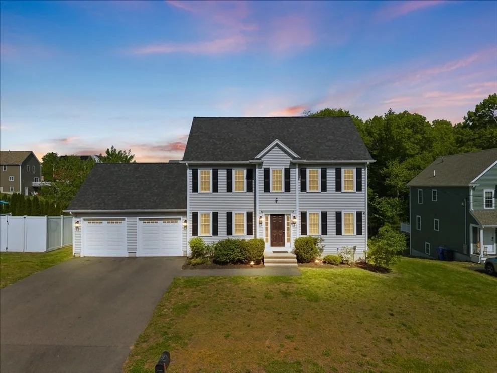 Unit for sale at 36 Cranesbill Rd, Taunton, MA 02780