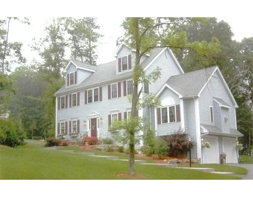 Unit for sale at 81 Elmshade, Uxbridge, MA 01569