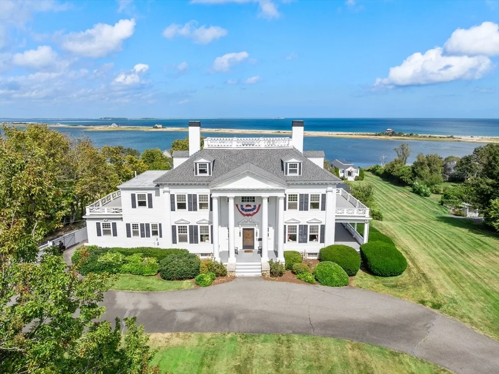 Unit for sale at 72 Warren Ave, Plymouth, MA 02360