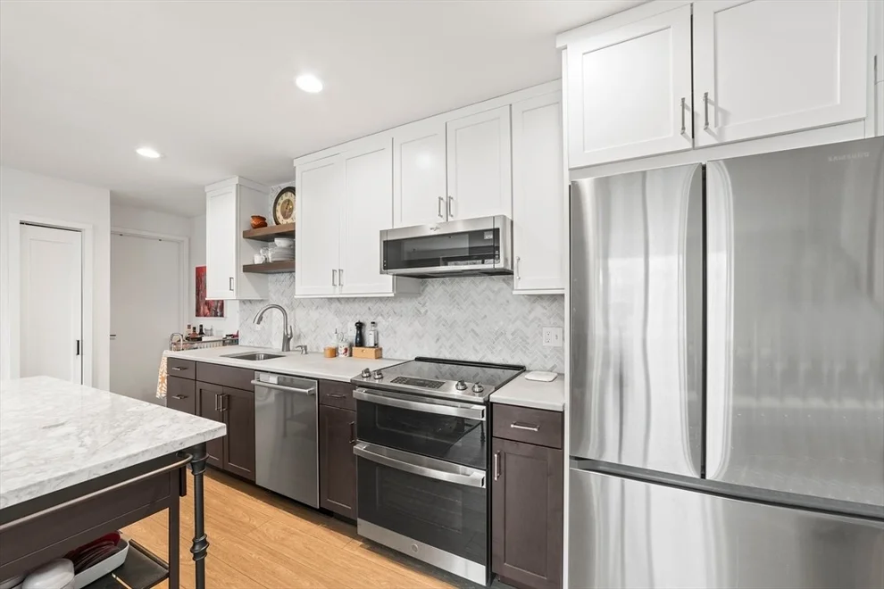 Unit for sale at 332 Jamaicaway, Boston, MA 02130