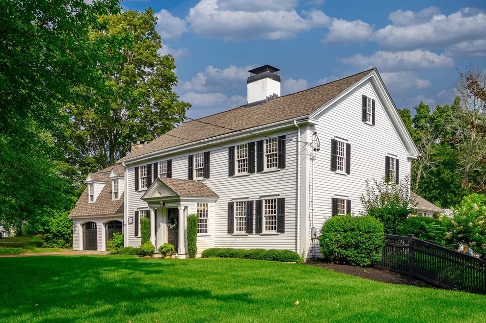Unit for sale at 233 Washington St, Hanover, MA 02339
