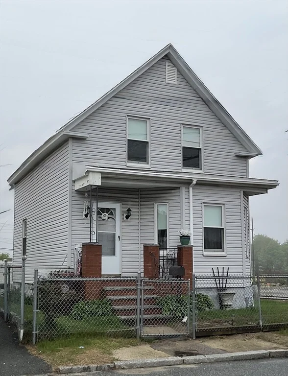 Unit for sale at 3 Penn Ave, Lowell, MA 01852