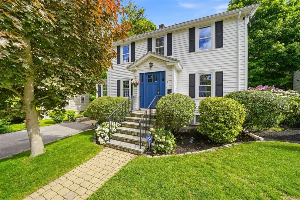 Unit for sale at 18 Grayson Rd, Winchester, MA 01890