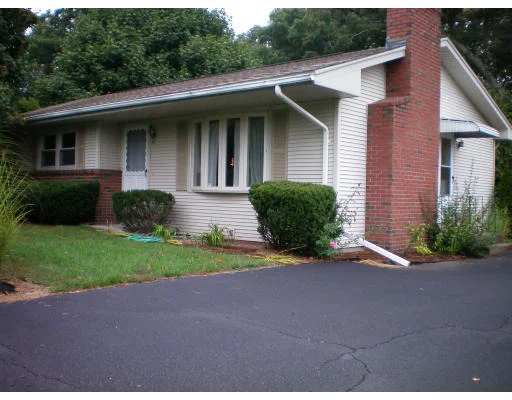 Unit for sale at 1569 Parker, Springfield, MA 01129
