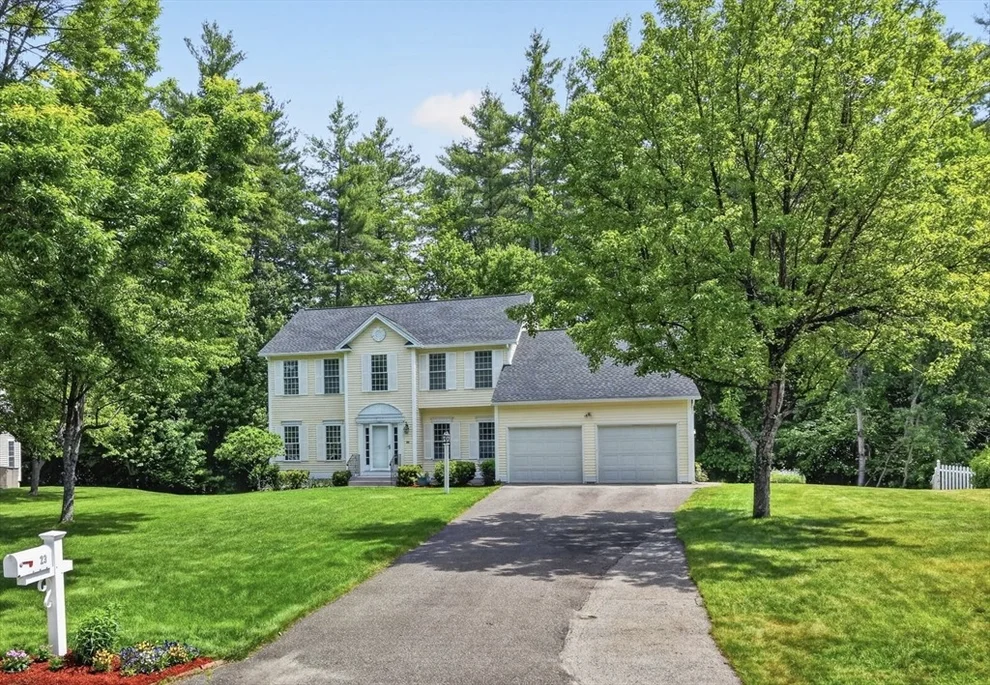 Unit for sale at 23 Tumble Rd, Bedford, NH 03110