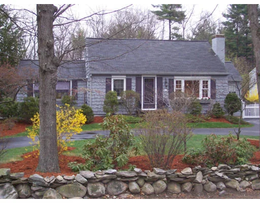 Unit for sale at 85 Oak Hill Rd, Westford, MA 01886