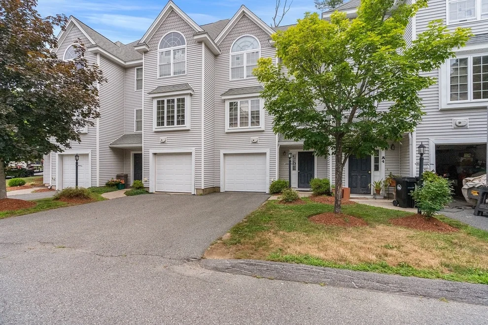 Unit for sale at 100 Nutting Rd, Westford, MA 01886