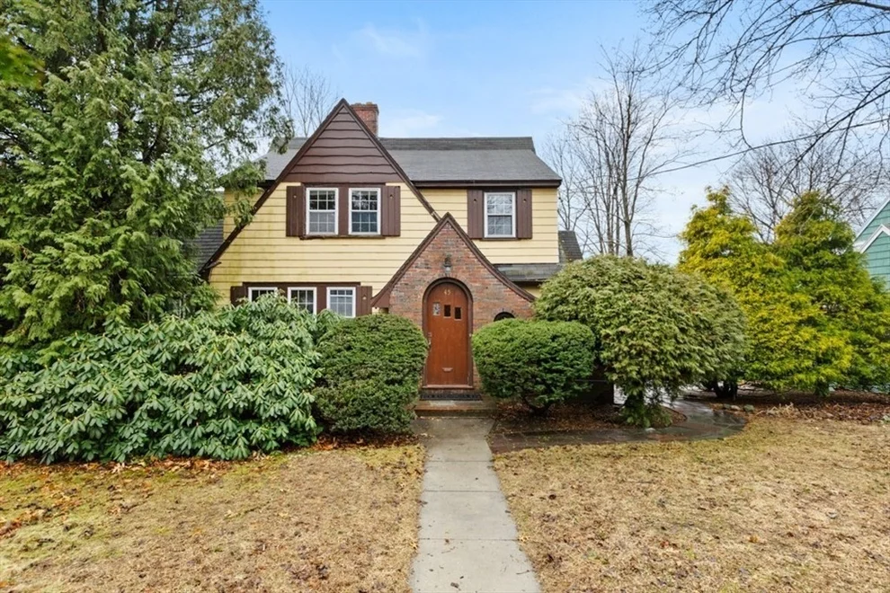 Unit for sale at 45 Longview Road, Reading, MA 01867