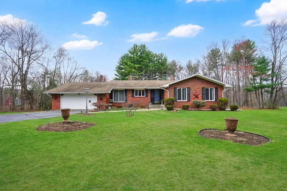 Unit for sale at 80 Russellville Rd, Southampton, MA 01073