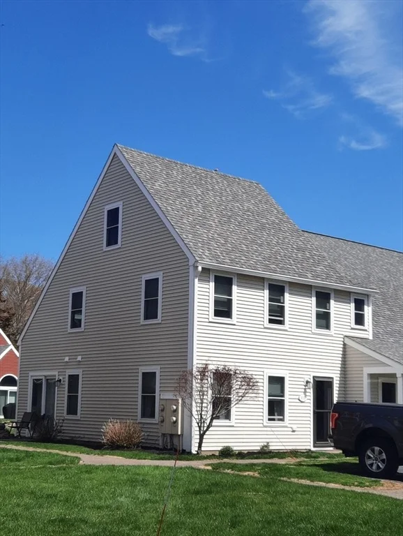 Unit for sale at 47 Old Colony Ln, Marshfield, MA 02050