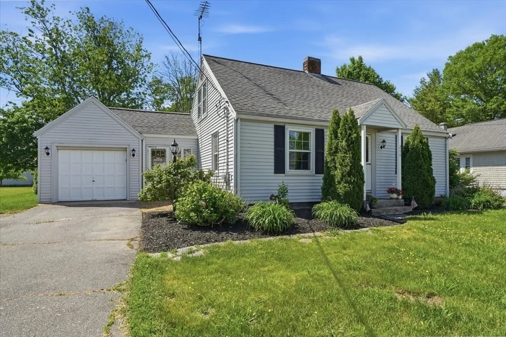 Unit for sale at 208 West Center St, West Bridgewater, MA 02379