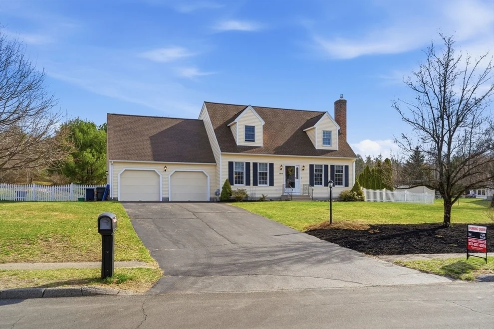 Unit for sale at 189 General Hobbs Rd, Holden, MA 01522