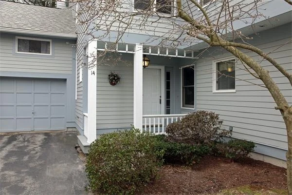 Unit for sale at 14 Holly Court, Rockland, MA 02370