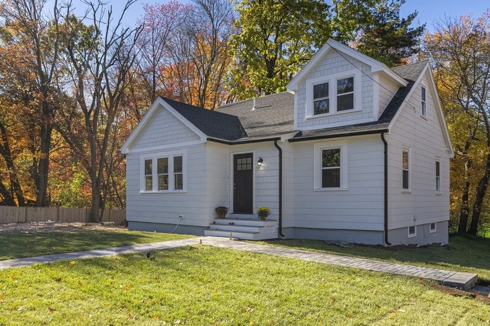 Unit for sale at 58 Chandler Rd, Andover, MA 01810
