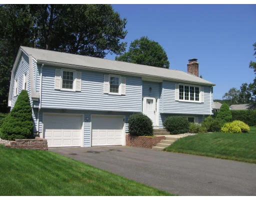 Unit for sale at 31 Kerry Lane, West Springfield, MA 01089