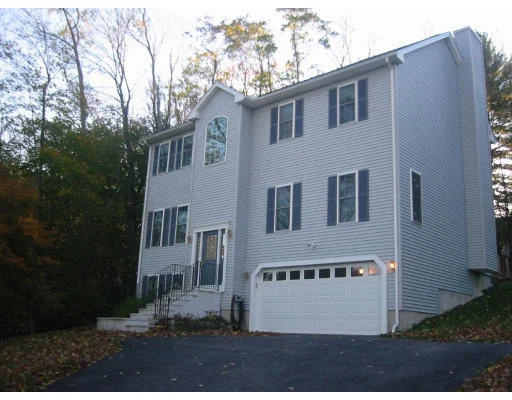 Unit for sale at 33 Cataract St, Worcester, MA 01602
