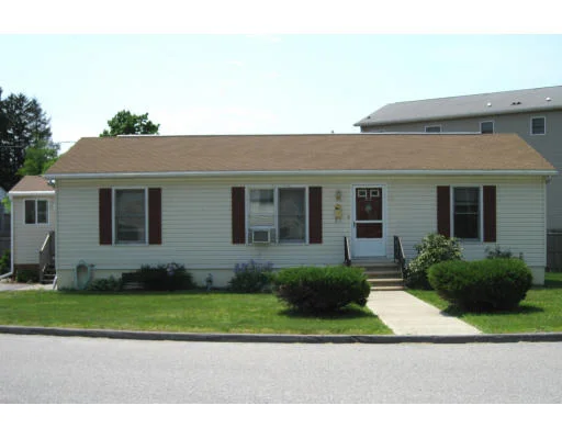 Unit for sale at 25 Benham Street, Worcester, MA 01604