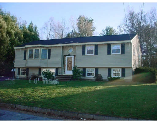 Unit for sale at 49 Newport Dr, Westford, MA 01886