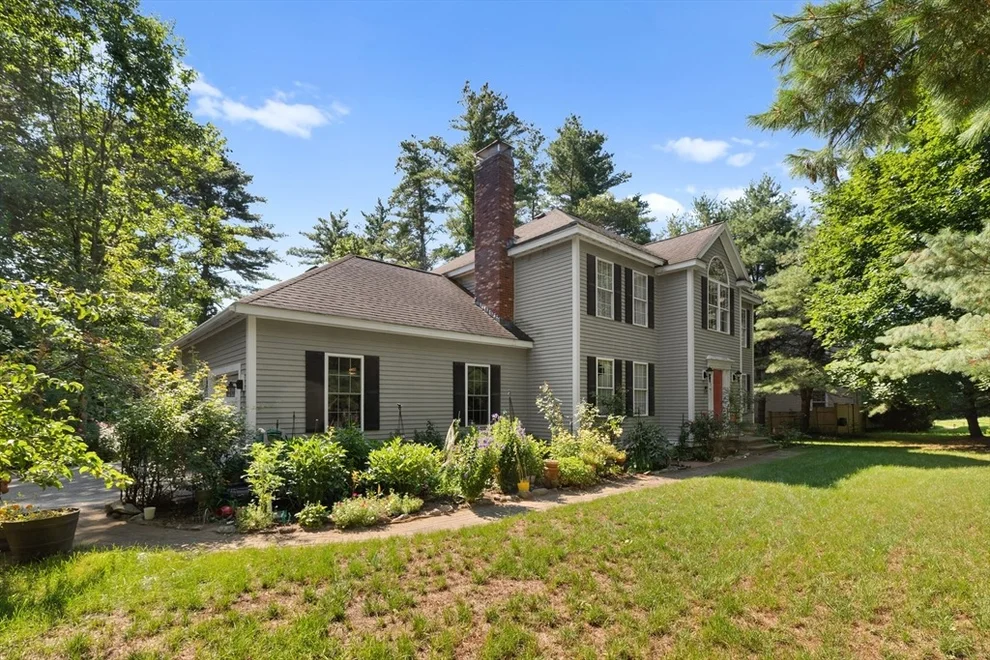 Unit for sale at 705 Main St, Acton, MA 01720