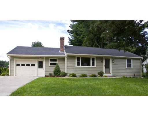 Unit for sale at 8 Elmfield Rd, Framingham, MA 01701