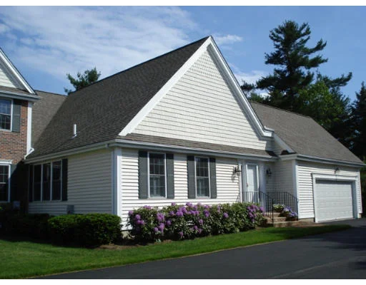 Unit for sale at 3 Turtle Brook Way, Medfield, MA 02052