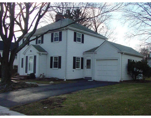 Unit for sale at 37 Taylor Rd, Belmont, MA 02478