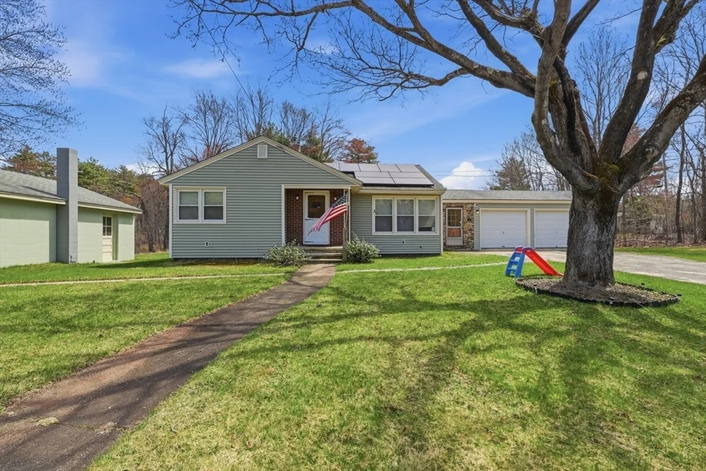 Unit for sale at 218 Airport Road, Gardner, MA 01440