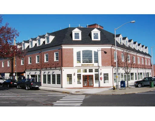 Unit for sale at 2 Haven Street - T13, Reading, MA 01867