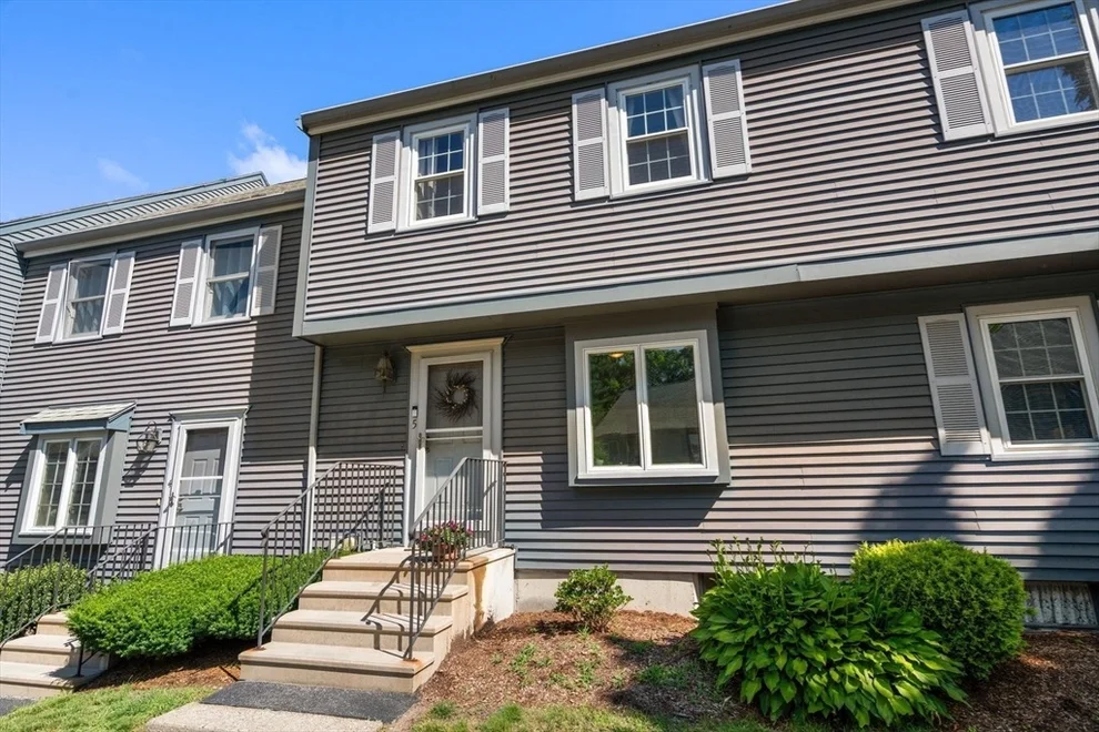 Unit for sale at 10 Oak Ridge Drive, Maynard, MA 01754