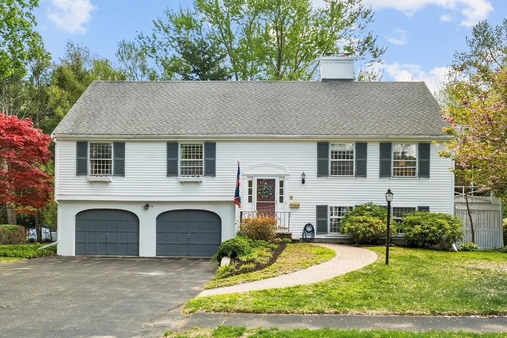 Unit for sale at 126 Belmont St, Reading, MA 01867