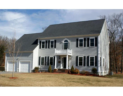 Unit for sale at 3 Paddock Drive, Plainville, MA 02762