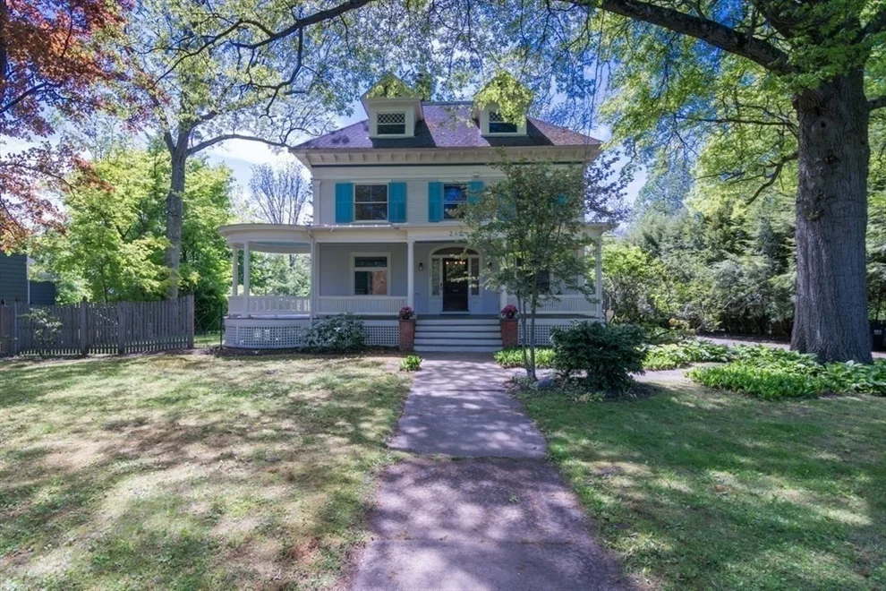 Unit for sale at 242 Lincoln Ave, Amherst, MA 01002