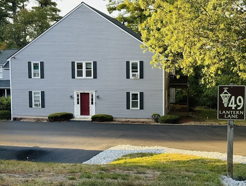 Unit for sale at 49 Lantern Ln, Dracut, MA 01826