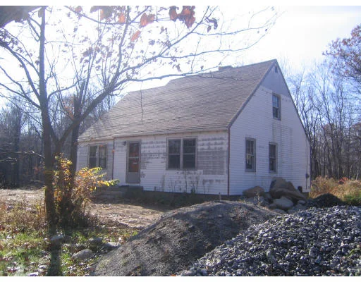 Unit for sale at 18 Sunrise, Auburn, MA 01501