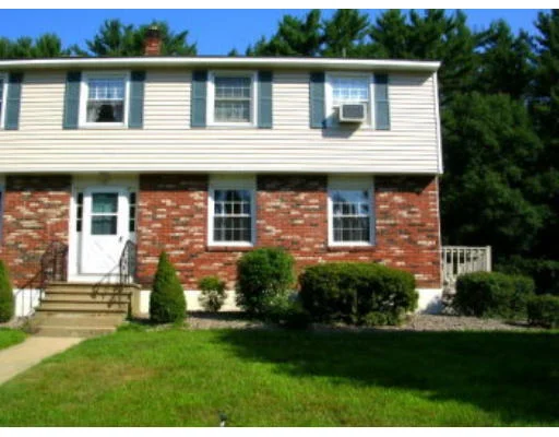 Unit for sale at 3 Colonial Rd, Windham, NH 03873