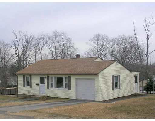 Unit for sale at 7 Batchelor Drive, North Brookfield, MA 01535