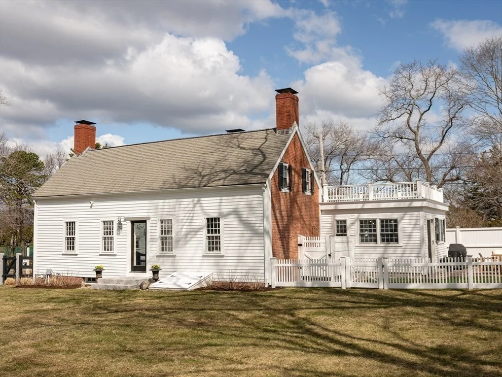 Unit for sale at 205 Powder Point Ave, Duxbury, MA 02332