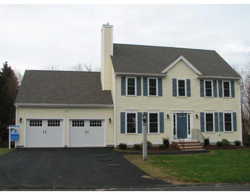 Unit for sale at 6 Park Avenue, Milford, MA 01757