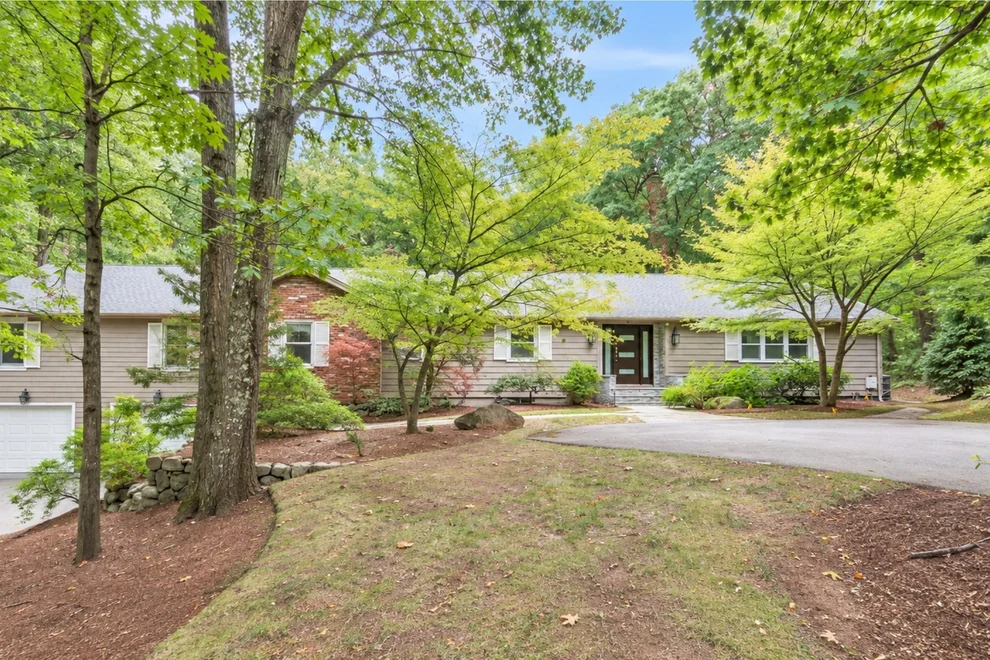 Unit for sale at 20 Blueberry Hill Road, Weston, MA 02493